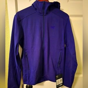 Arc'teryx Men's M Kyanite Lightweight Hoody Soulsonic